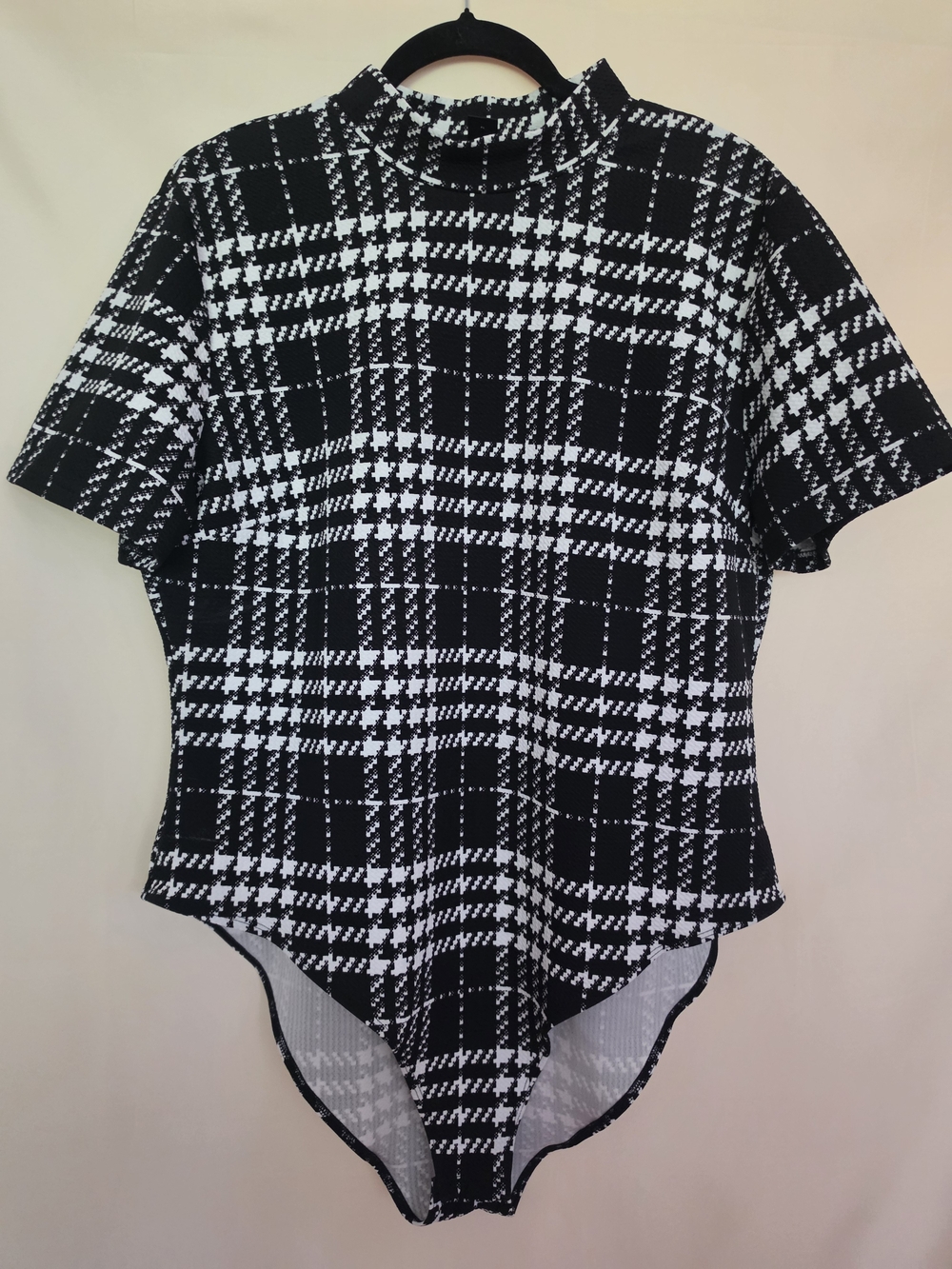 Black & White Houndstooth Plaid Mock Neck Bodysuit